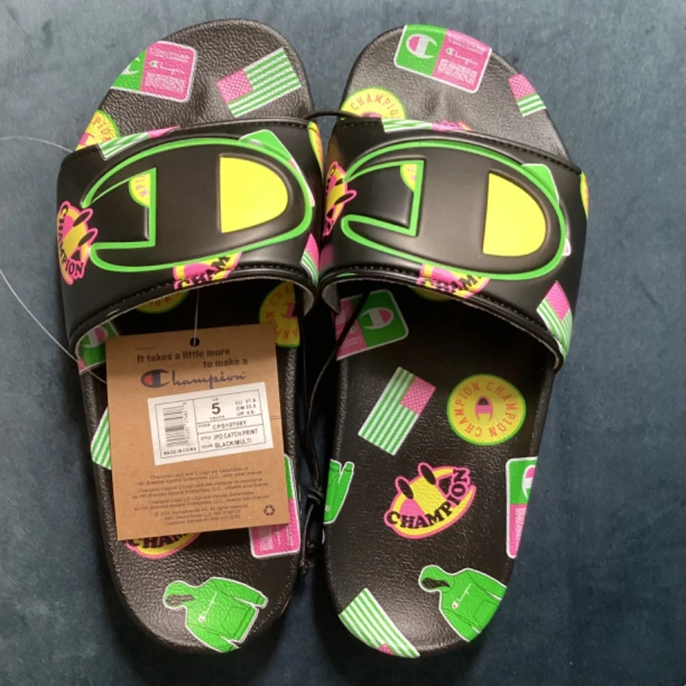 Champion Youth Size 5 IPO Catch Print Black Slides Sandals